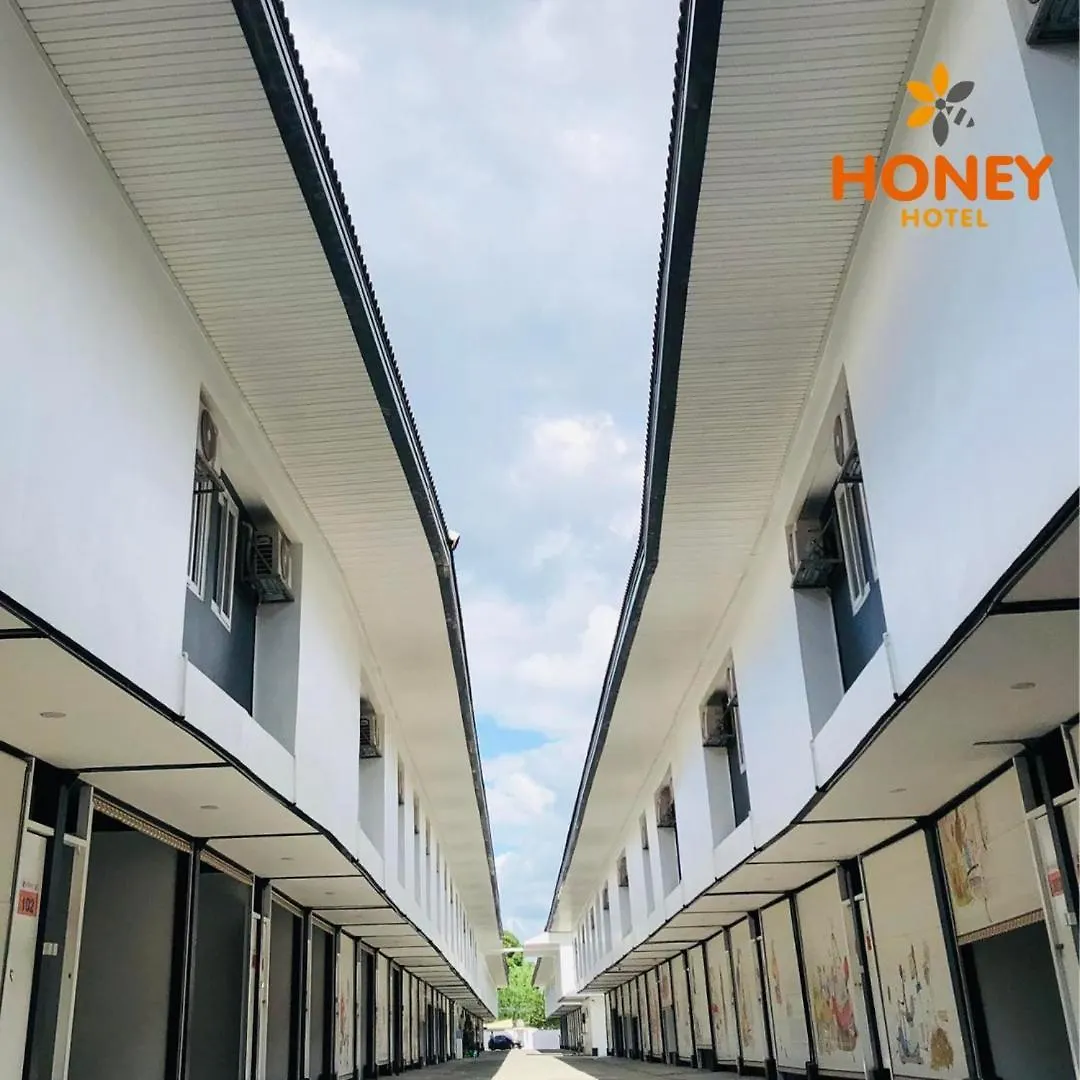 Honey Hotel - Balibago Анхелес